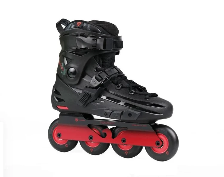 اسکیت فلایینگ ایگل F4+ Raven – انتخاب حرفه‌ای‌ها برای فری‌استایل و اسکیت شهری